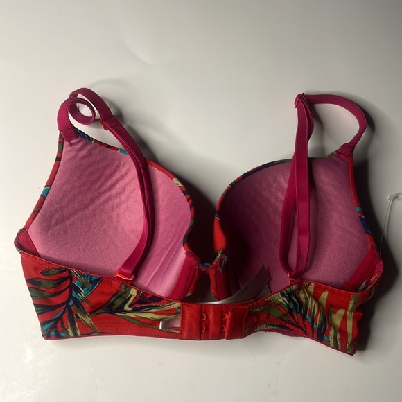 PINK Victoria’s Secret Bra Push Up 32C - Picture 3 of 4